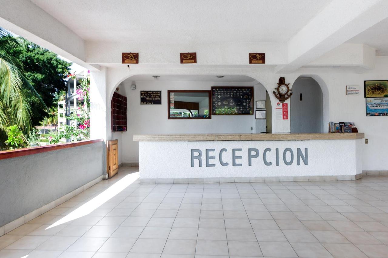 Oyo Hotel Belmar,Caleta, アカプルコ エクステリア 写真