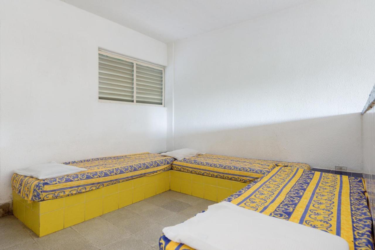 Oyo Hotel Belmar,Caleta, アカプルコ エクステリア 写真