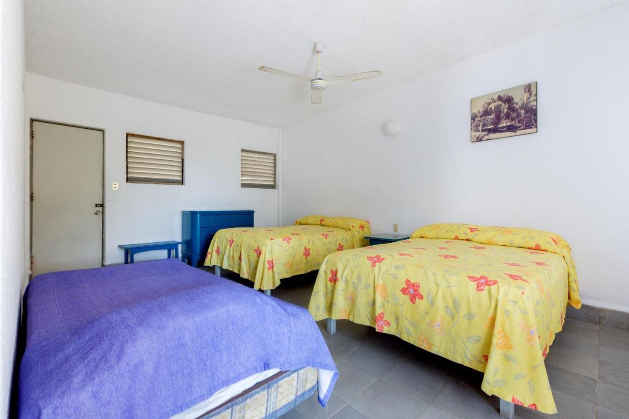 Oyo Hotel Belmar,Caleta, アカプルコ エクステリア 写真