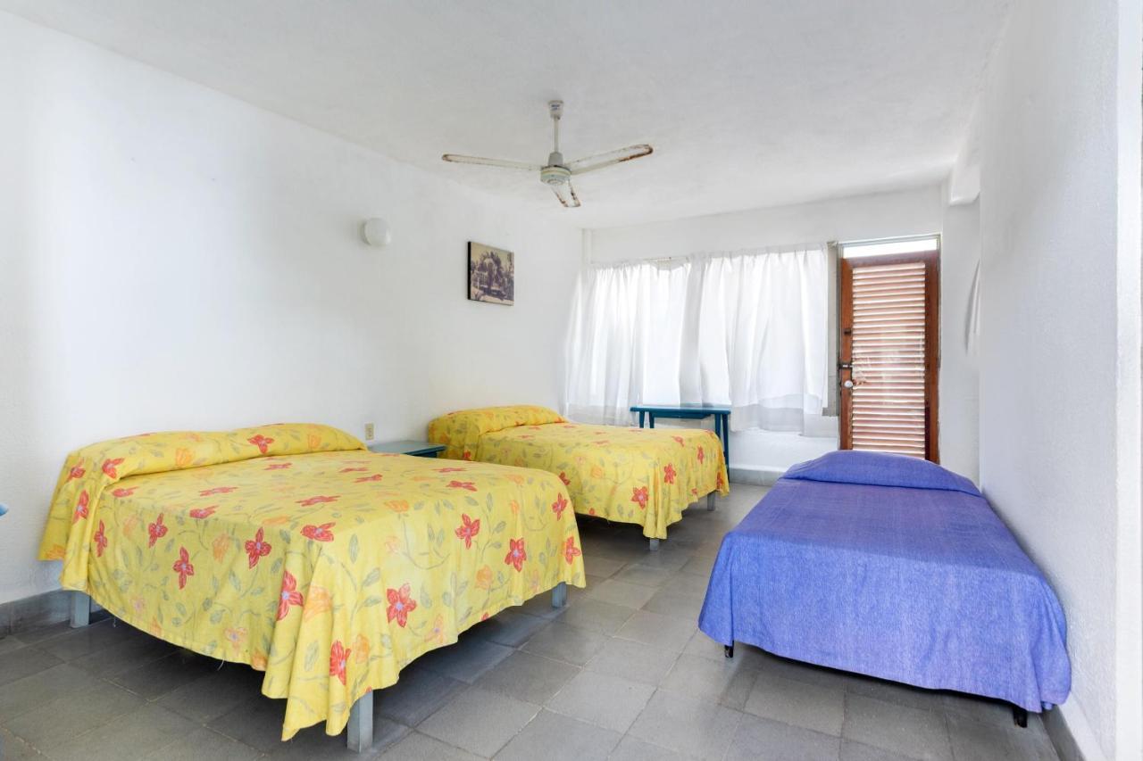 Oyo Hotel Belmar,Caleta, アカプルコ エクステリア 写真