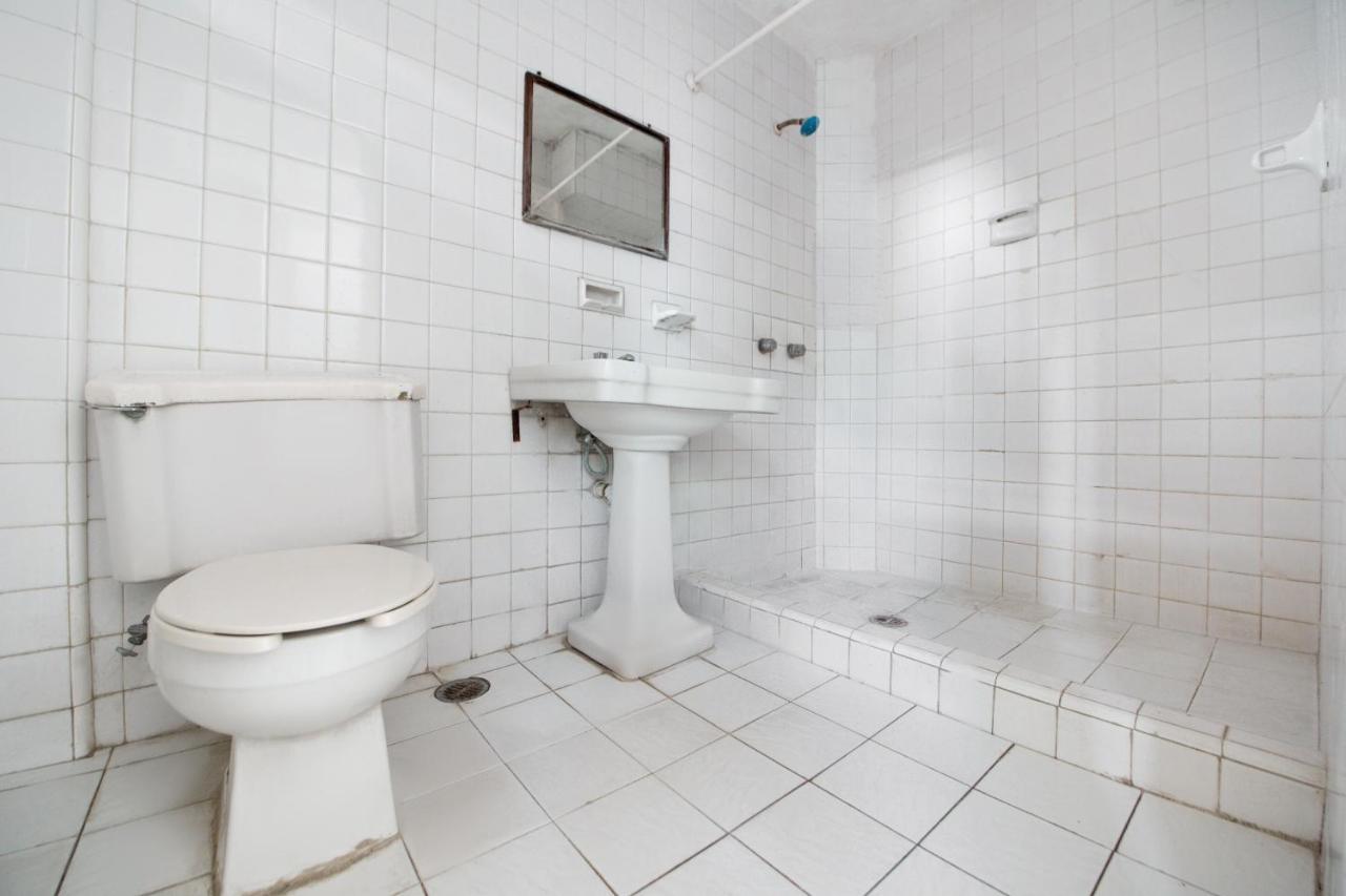 Oyo Hotel Belmar,Caleta, アカプルコ エクステリア 写真