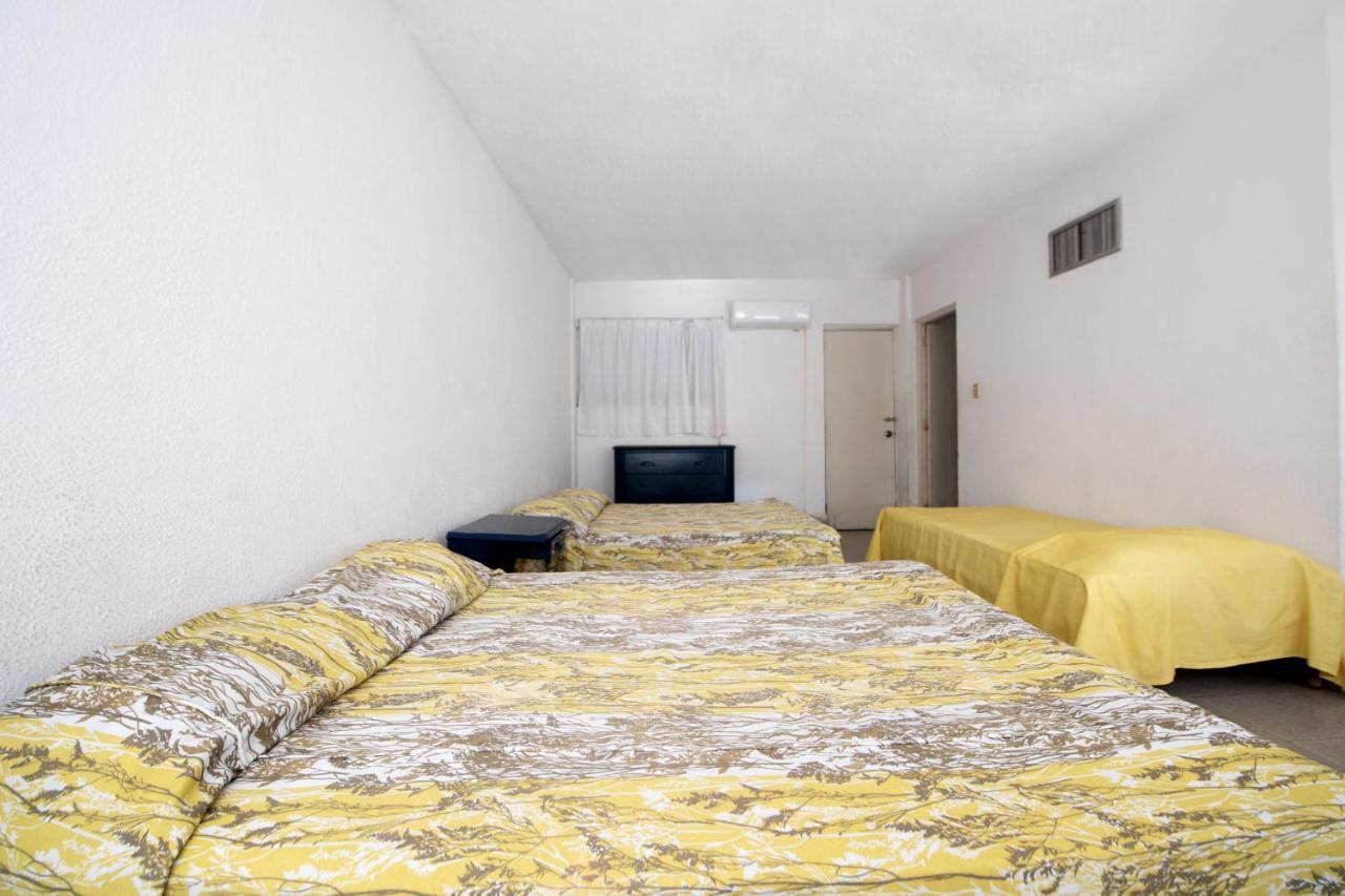 Oyo Hotel Belmar,Caleta, アカプルコ エクステリア 写真
